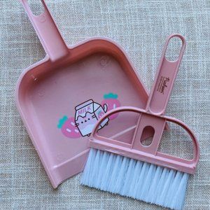 Mini Broom & Dustpan Set